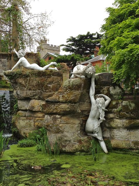 Garden Statuary, Strange History, Wow Art, Garden Art Sculptures, Garden Art Diy, Land Art, Sculptures & Statues, Garden Statues, Dream Garden