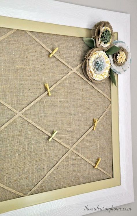 Aesthetic Cork Board Ideas, Cork Board Ideas, Burlap Bulletin Boards, Office Bulletin Boards, Diy Bulletin Board, Church Bulletin Boards, Burlap Projects, Burlap Crafts, Memo Boards