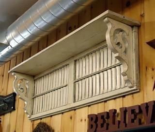 Louver Doors Ideas Repurposed, Diy Wood Shutters, Shutter Projects, Shutter Decor, Diy Shutters, Old Shutters, Casa Country, Farmhouse Shelves, Wood Shutters