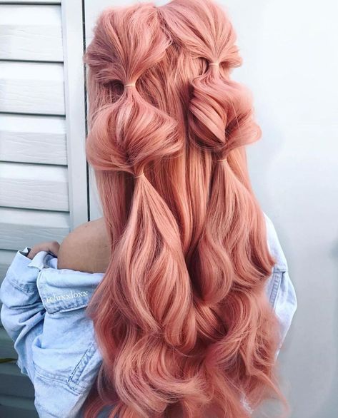 Alien Hairstyles, Whimsical Hairstyles, Hair Plaits, Bubble Braid Hairstyles, Crown Hairstyle, Braids Boho, Event Hairstyles, Face Nails, Bubble Braid