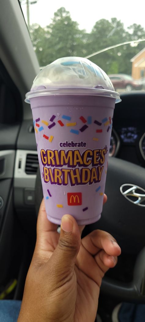 Grimace Birthday, Lola Aesthetic, Grimace Shake, Starbucks Drinks, Bloopers, Food Obsession, Pretty Food, Girly Photography, Birthday Celebration