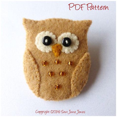 Felt Owl Brooch Pin PDF Sewing Pattern Instant Download | Etsy Felt Quilt, Owl Projects, Wool Ideas, Bird Craft, Owl Brooch, Felt Owls, Felt Owl, Needle Crafts, Owl Crafts