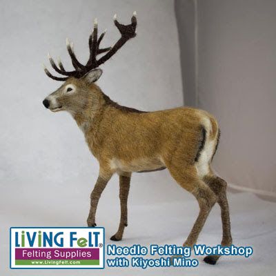 Felted Reindeer, Needle Felted Ornaments, Art And Craft Materials, Needle Felting Tutorials, Mule Deer, Wet Felt, Needle Felting Projects, Felting Tutorials, Miniature Animals