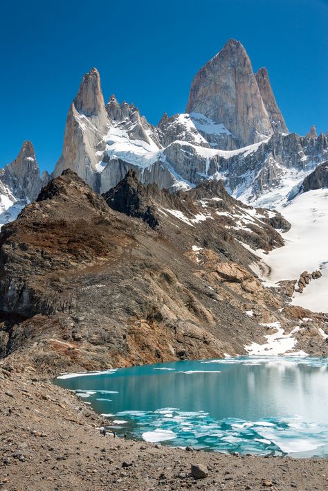 El Chaltén 26km Hike, El Chaltén, Patagonia, #Argentina Patagonia Wallpaper, Patagonia Aesthetic, Patagonia Nature, Patagonia Trip, Argentina Nature, Patagonia Country, Places To Visit In December, Patagonia Mountains, Outfit Ideas Work