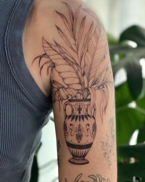 Plant Tattoo, Greek Tattoos, Discreet Tattoos, Dope Tattoos, Little Tattoos, Simplistic Tattoos, Piercing Tattoo, Creative Tattoos, Mini Tattoos