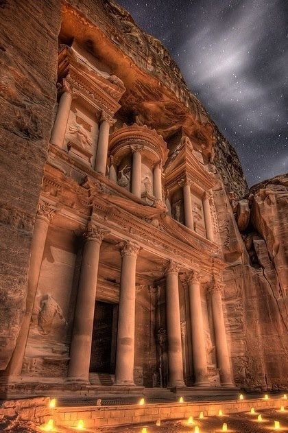 Istoria Artei, Petra Jordan, Breathtaking Places, Ancient Ruins, Amman, Beautiful Places In The World, Beautiful Buildings, Syria, Places Around The World