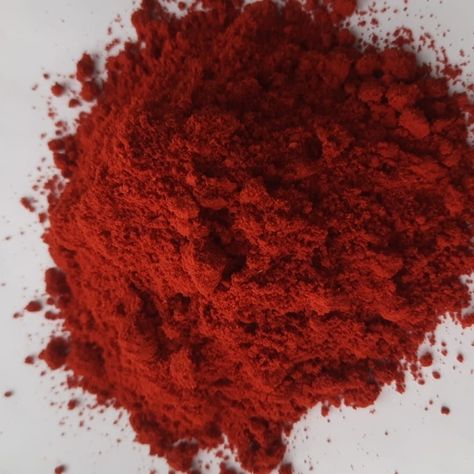 100 % Pure and Natural Maharaja Kashmiri Red Chilli Powder is Available here with no adultration. Also available in loose.If You are interested to buy Feel free to contact us.... #Maharaja #LongiMirch #dhanukafoodproducts #food #dhanuka #products #longimirch #mirch #powder #longi #bikaner #maharaja #masale #rajasthan #Super #hotestchilly #india #indianfood #corienderpowder #termaricpowder #redchillipowder #bestquality #BestQualityBestPrice #garammasalapowder #yellowchillipowder #kashmiriredchil Red Chilli Powder, Red Chilli, Chilli Powder, Garam Masala, Sugar Scrub, Indian Food Recipes, A Food, Feel Free, India