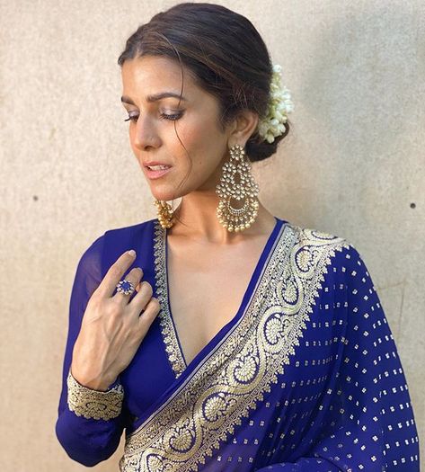 Nimrat Kaur (@nimratofficial) • Instagram photos and videos Paithani Blouse Design, Blouse Design Aari Work, Blue Sarees, Nimrat Kaur, Paithani Blouse, Saree Paithani, Blouse Maggam Work, Saree Blouse Styles, Indian Sari Dress