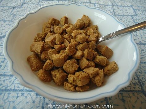 I made homemade peanut butter captain crunch. It's tasty but takes a while to make. Worth it? I'm not sure. Peanut Butter Captain Crunch, Captain Crunch Cereal, Heart Healthy Recipes Low Sodium, Captain Crunch, Crunch Recipe, Crunch Cereal, Homemade Peanut Butter, Healthy Sweets Recipes, Natural Peanut Butter