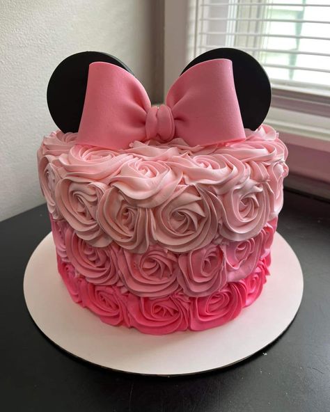 Minny Mouse Cake Ideas, Minnie Mouse 2nd Birthday Party Cake, Minnie Mouse Birthday Cake Ideas 1st, Minnie Mouse Rosette Cake, Minnie Mouse Birthday Ideas 3rd, 1st Birthday Minimouse, Minnie First Birthday Cake, Minnie Mouse Smash Cake 2nd Birthday, Mini Mouse Smash Cakes