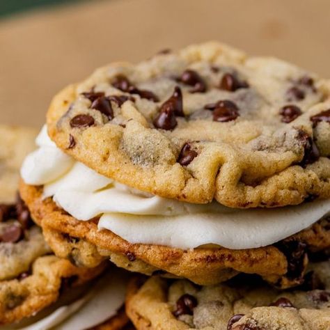 Julie Clark on Instagram: "Getting ready for the weekend. 😍 Our version of the Toll House Cookie Recipe stuffed with cream cheese frosting. Clickable link in our bio! https://www.tastesoflizzyt.com/our-favorite-toll-house-cookie-recipe/ . . . . . #feedfeed #f52grams #BuzzFeast #SWEEEEETS #huffposttaste #ImSoMartha #mywilliamssonoma #thekitchn #tastemade #foodilysm #droolclub #bhgfood #eattheworld #bakersofinstagram #foodandwine #foodgawker #bareaders #fwx #ABMfoodie #beautifulcuisines #eatingf Toll House Cookie Recipe, Tollhouse Cookie Recipe, Tollhouse Cookies, Weekend Food, Recipe Cookies, Nestle Toll House, Toll House, Taste Made, Whoopie Pies