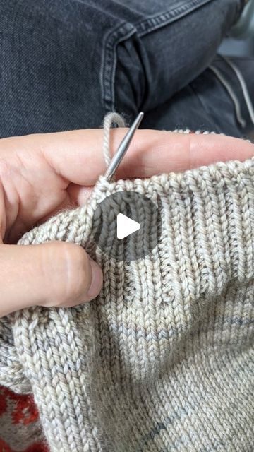 Tubular Bind Off Knitting, Knitting Bind Off Methods, Bind Off Knitting, Kitchener Stitch, Stretchy Bind Off, Knitting Hacks, Knit Stitches, Purl Stitch, Bind Off