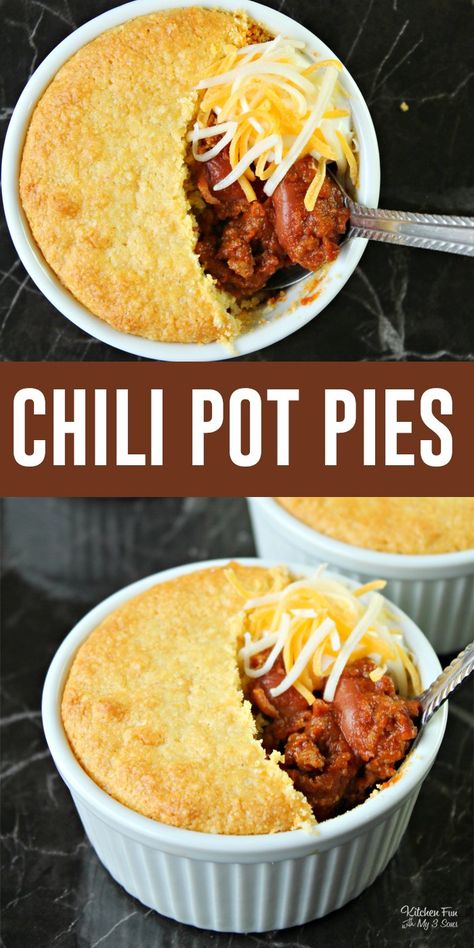 This Chili Pot Pie is served in an individual sized pot with a homemade cornbread crust. The perfect dinner idea for the family on a cold winter day. | chili pot pie with cornbread crust | chili recipe easy #dinner #chili #food #recipe Pot Pie With Cornbread Crust, Chili Pot Pie, Cornbread Crust, Chili Food, Chili Pot, Recipes Chili, With Cornbread, Chili Ingredients, Homemade Cornbread