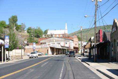 U.S. Route 50 – Austin, Nevada - Atlas Obscura Austin Nevada, Atlas Obscura, Open Field, In America, Nevada, Austin, 50 %, Road, Travel