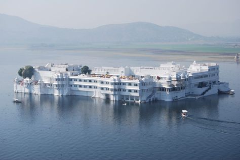 Taj Lake Palace in Udaipur, Rajasthan, is the most romantic hotel in the world. Lake Palace Udaipur, Taj Lake Palace, Heritage Hotel, India Tour, Palace Hotel, Wedding Destination, Beautiful Hotels, Udaipur, Queen Mary