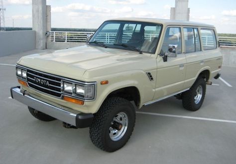 1990 Toyota Land Cruiser FJ62 TLC Restoration < Grimm-mobile! 1990 Toyota Land Cruiser, Jeep Sport, Toyota Lc, Toyota Accessories, Oliver Reed, Toyota 4x4, Overland Vehicles, Window Tint, Toyota Trucks