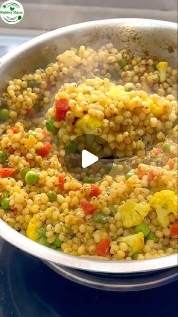 Veg Pulao Recipe Indian, Pulav Recipe Indian Foods, Easy Breakfast Recipes Indian, Veg Pulav Recipe, Vegetarian Breakfast Recipes Indian, Jowar Recipes, Easy Indian Snacks, Bhel Puri Recipe, Pulav Recipe