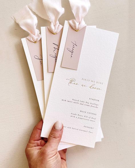 blushin’… quite literally • the soft tones and delicate detailing ~ I really have fallen in love • hello@reebarose.com .⠀ .⠀ .⠀ .⠀ .… | Instagram Diy Wedding Name Place Cards, Beach Wedding Ceremony Arch, Blush Wedding Stationery, Pink Wedding Stationery, Wedding Stationary Design, Harry Wedding, Signature Cocktails Wedding, Elegant Wedding Stationery, Minimal Wedding Invitation