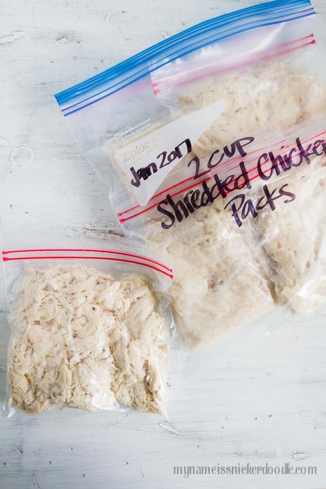 How To Cook, Shred and Freeze Chicken For Easy Meal Prep In A Bowl Freeze Chicken, Freezing Cooked Chicken, Shred Chicken, Chicken Artichoke, Frozen Chicken Recipes, Picky Toddler Meals, Slow Cooker Shredded Chicken, Bacon Pizza, Kitchen Tricks