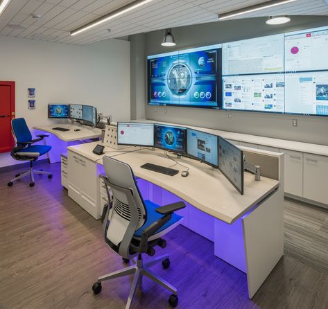 Surveillance Room, Company Office Design, Security Room, Home Office Layouts, Best Ergonomic Office Chair, Control Room, Small Home Offices, Modern Office Design, Luxury Office