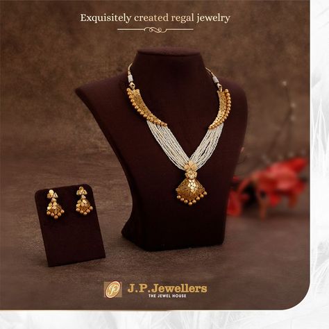 Simple Diamond Jewelry, Modern Necklace Design, Antique Gold Earrings, Antique Necklaces Design, New Gold Jewellery Designs, Modern Gold Jewelry, Antique Jewellery Designs, Handmade Gold Jewellery, Gold Necklace Indian Bridal Jewelry