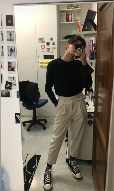 Outfits Hombre Juvenil Aesthetic, Converse All Star Outfit, Classy Streetwear, Classy Suits, Outfit 90s, Mens Trendy Outfits, Fall Outfits Men, Mens Outfit Inspiration, Outfits With Converse