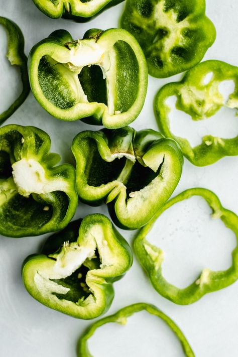 Here’s a fun fact: Whether sweet or hot, all peppers start off as green peppers. The color has to do with the time that it was picked, with green ones being the less mature of the crop. Green bell peppers are typically slightly bitter with a grassy flavor, making them the perfect candidate for frying, baking, sautéing, and even grilling. Try these seven delicious takes on these green guys, and let us know about any other favorite bell pepper recipes in the comments! Healthy Pepper Steak Recipe, Sauteed Green Peppers, Recipes With Banana Peppers, Misfits Market, Butternut Squash Apple, Pepper Steak Recipe, Stuffed Peppers Healthy, Green Capsicum, Pepper Relish