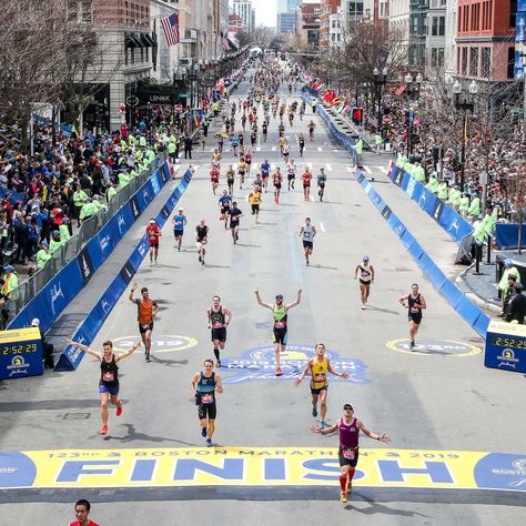 Boston Marathon 2019 Shoes Design Ideas, 5k Marathon, Los Angeles Marathon, Bohemian Style Inspiration, Heels Ideas, Marathon Motivation, Nyc Marathon, Sports Products, Running Race