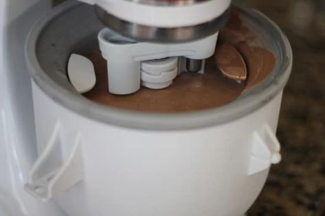 Easy Homemade Chocolate Ice Cream, Kitchen Aid Ice Cream Recipes, Kitchenaid Ice Cream, Kitchen Aid Ice Cream, Kitchenaid Ice Cream Maker, Homemade Ice Cream Recipe, Ice Cream Dessert Recipe, Homemade Chocolate Ice Cream, Chocolate Ice Cream Recipe