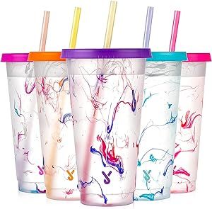 Plastic Cup With Straw, Cups With Lids And Straws, Color Changing Cups, Reusable Plastic Cups, Magic Charms, Cups With Lids, Summer Must Haves, Cold Cups, Reusable Cups