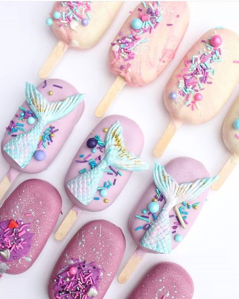 Sarah on Instagram: “Bring on the weekend! . . . @twinklesprinkles #cakepopsicles #cake #cakepops #mermaid #sprinkles #weekendvibes #cakestagram #bakestagram…” Mermaid Tail Silicone, Mermaid Cake Pops, Popsicles Cake, Ice Cream Cake Pops, Lolly Cake, Dessert Gifts, Cake Fondant, Marine Theme, Mermaid Parties