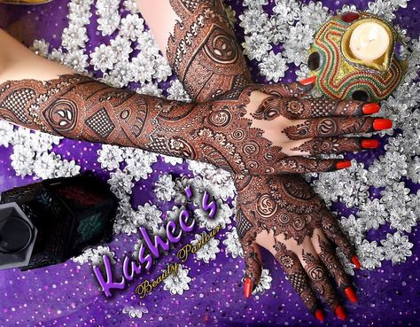 Lovely bridal mehndi design by kashee 's beauty parlour Mehndi Design For Bridal, Kashees Mehndi Designs, Backhand Mehndi Designs, Kashees Mehndi, Pakistani Design, Kashee's Mehndi Designs, Bridal Mehndi Design, Pakistani Mehndi, Tato Henna