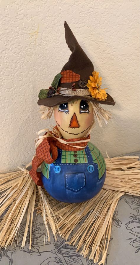 Gourd art, scarecrow gourd, hand painted crafts, harvest season crafts Scarecrow Gourds, Scarecrow Pumpkin Painting, Thanksgiving Gourds, Painting Gourds, Gourds Diy, Gourd Painting, Birdhouse Gourds, Fall Gourds, Seasonal Decor Fall