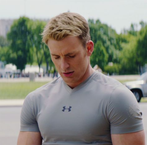 Captain America Aesthetic, Steve Rogers Aesthetic, Chris Evans Shirtless, Steven Grant Rogers, Captain America The Winter Soldier, Karakter Marvel, Captain America Winter Soldier, Steve Rogers Captain America, Robert Evans