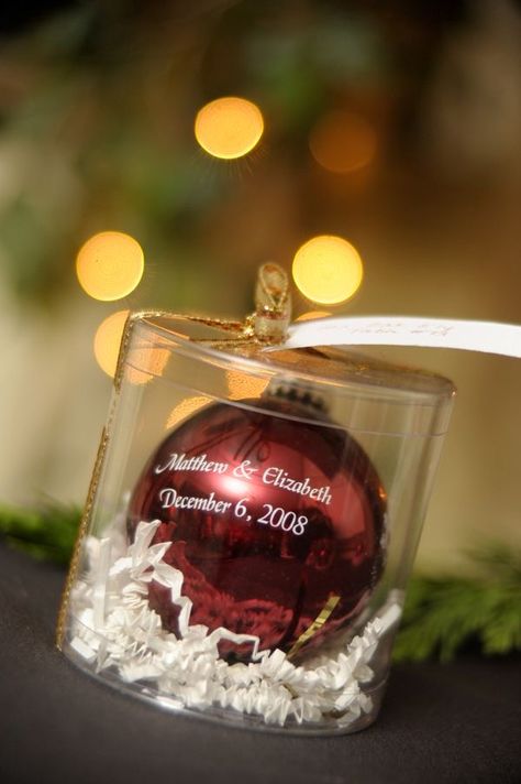 Christmas Ornament Wedding Favors, Christmas Favours, Ornament Wedding Favors, Christmas Wedding Themes, Christmas Wedding Favors, Favours Wedding, Winter Wedding Favors, Cheap Favors, December Wedding