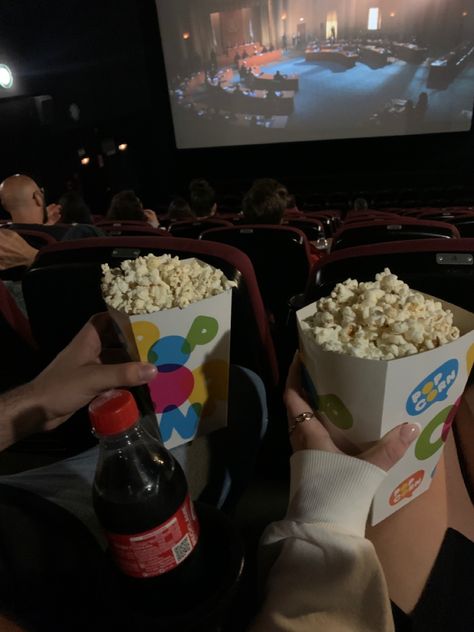 Ideas De Fotos Aesthetic, Miles X Gwen, Movie Theater Snacks, Cinema Date, Best Self Quotes, The Movie Theater, Just Friends Quotes, Hangout Ideas, Love Wallpaper Backgrounds