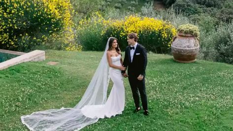 Hannah Sluss Marries Jake Funk in Italian Wedding with Just the Two of Them: ‘We Decided It Would Just Be Us’ Hannah Ann, Kelsey Anderson, Bahamas Travel, Bachelor Nation, Italian Countryside, Miami Wedding, Beautiful Invitations, Italian Wedding, Glitz And Glam