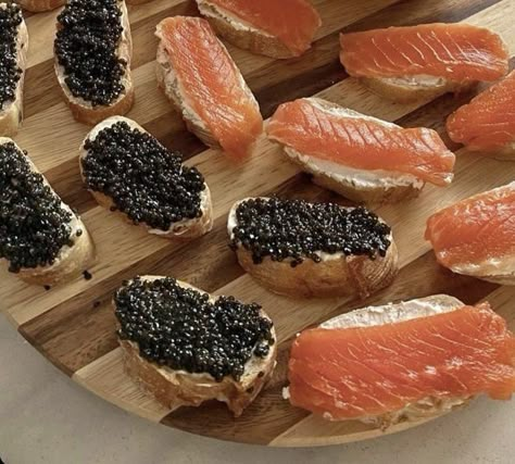 Food aesthetic, salmon toasts aesthetic, caviar toasts aesthetic Caviar Appetizers, Slum Village, Food Random, Salmon Caviar, Foodie Pics, Instagram Gif, Aesthetic Foods, Food Bowls, Nice Food