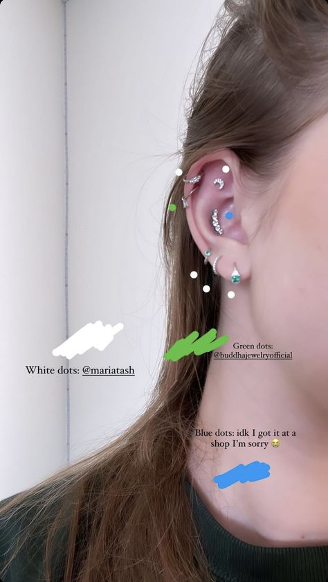 Broke Monk Piercing, Brooke Monk Earrings, Brooke Monk Piercing, Brook Monk Ear Piercing, Brooke Monk Ear Piercings, Brook Monk, Brooke Monk, Brooklyn And Bailey, Piercing Inspo