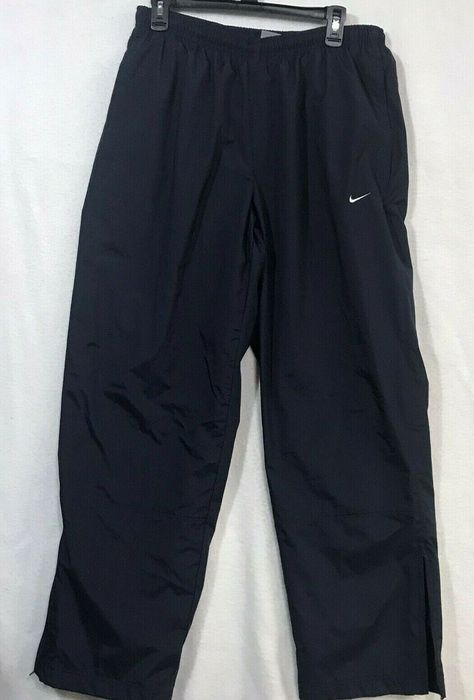 Nike Pants Outfit, Swag Pants, Nike Track Pants Mens, Athletic Pants Womens, Track Pants Mens, Nike Track Pants, Large Truck, Pastel Goth Fashion, Joggers Track Pants