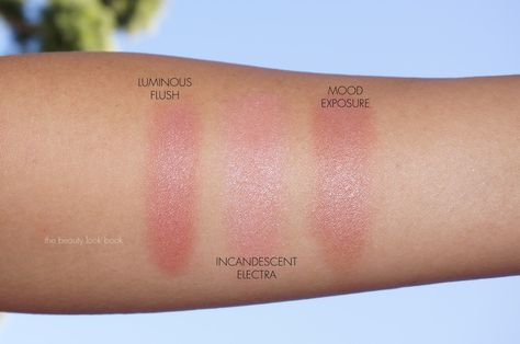 The Beauty Look Book: Hourglass Ambient Lighting Blush Palette Hourglass Blush Swatch, Hourglass Ambient Lighting Blush, Hourglass Blush, Blush Swatches, Hourglass Ambient, Blush Beauty, Hourglass Cosmetics, Blush Palette, Beauty Stuff