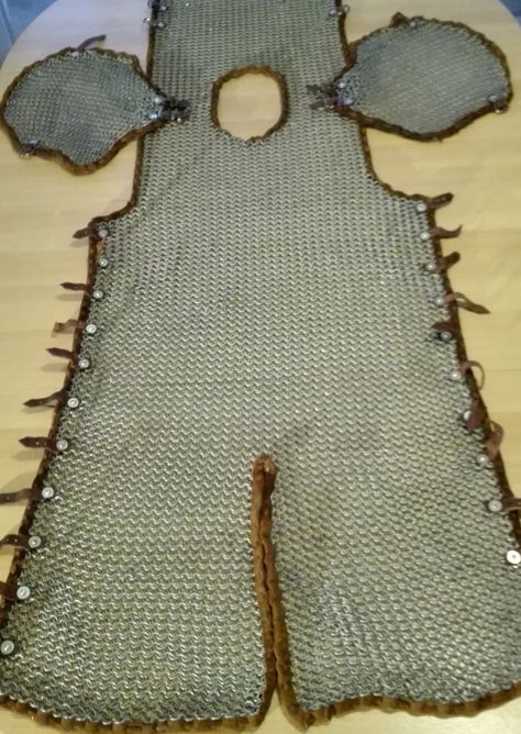 Banded Mail Armor, Homemade Armor, Chainmail Vest, Chain Mail Armor, Air Genasi, Mail Armor, Chainmail Armor, Armor Ideas, Soda Can Tabs