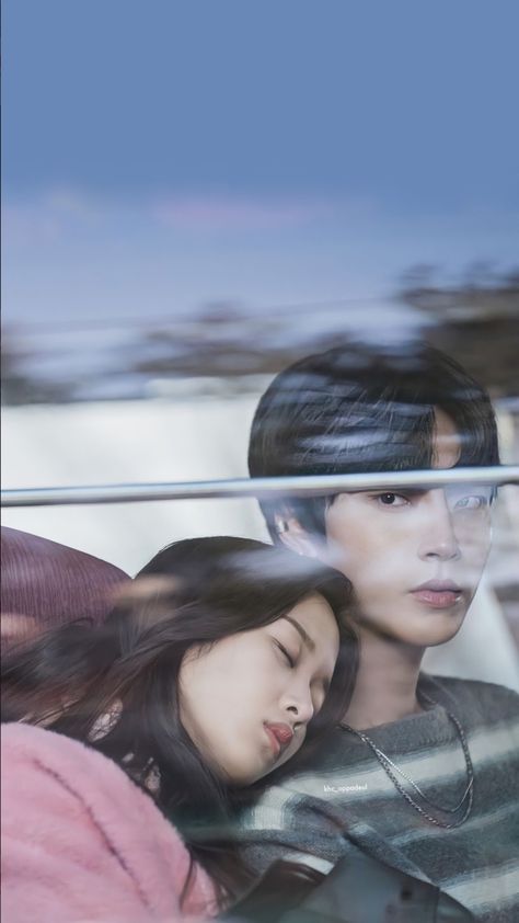 True Beauty Quotes, Moon Ga Young, Fotografi Vintage, K Wallpaper, All Korean Drama, Beauty Wallpaper, Actor Picture, Animated Love Images, Korean Couple