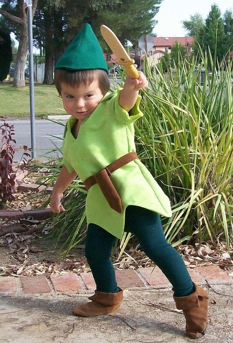 Disfraz Peter Pan, Peter Pan Costume Kids, Peter Pan Halloween, Peter Pan Costumes, Peter Pan Costume, Boys Costumes, Movie Halloween Costumes, Green Tights, Maleficent Costume