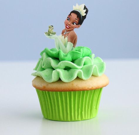 Frog Party Ideas, Princess Tiana Party, Princess And Frog, Princess Tiana Birthday Party, Tiana Birthday Party, Frog Baby Showers, Gender Reveal Baby Shower Themes, Extravagant Wedding Cakes, Princesa Tiana