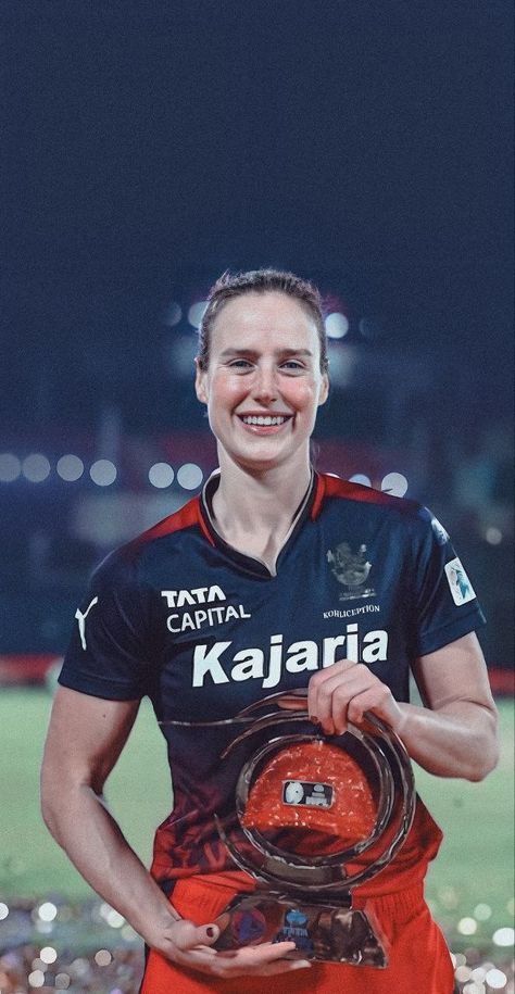 Ellyse Perry, Pretty Zinta, Women Cricket, Smriti Mandhana, Virat Kohli Instagram, Virat Kohli Wallpapers, Team Wallpaper, Photo Collage Design, Green Prom