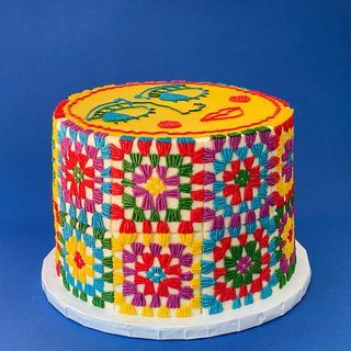 alana jones-mann (@alanajonesmann) • Instagram photos and videos Square Cake Design, Sun Cake, Square Cake, Sun Illustration, Cake Inspo, Cute Birthday Cakes, Cake Cake, Granny Squares, Pretty Cakes