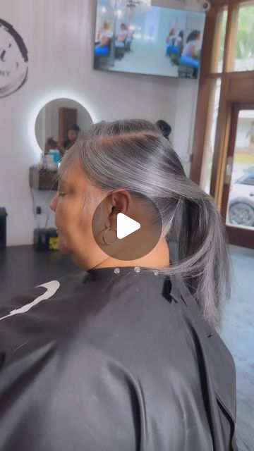 Shu’Carra Cotchery on Instagram: "Today was an incredibly special day because my wonderful mom came to visit me at my salon! The joy I felt seeing her is indescribable. Having her here with me, being pampered, reminded me of all the love and guidance she’s given me over the years. She’s the reason I’ve grown into the woman and hairstylist I am today.  I started doing hair in her basement when I was just 13. She would always tell me, “Oh, you need to call her back—you didn’t do that right!” 😂 Her honest feedback and unwavering support taught me so much. She also told me that if I wanted to pursue a career as a stylist, I needed to be a woman of my word and structure my business from a young age.   Mom, I’m so grateful for everything you’ve done for me. With a mother like you, no criticism Microlinks Black Women, Deep Side Part Sew In With Leave Out, Full Head Sew In, 53rd Birthday, Doing Hair, Grateful For Everything, Weave Ponytail, To Be A Woman, Sew In Weave