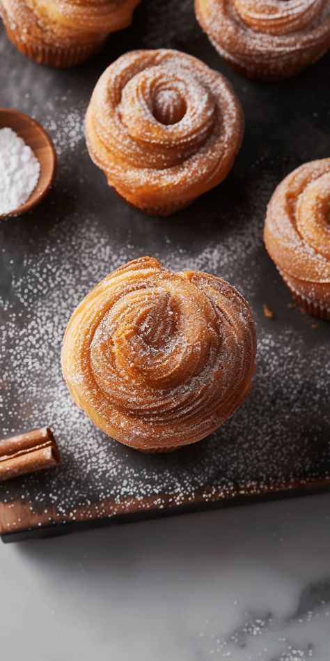 Churro Cruffins [140 Minutes] – Chasety Churro Cruffins, Cruffin Recipe, Candy Cocktails, Puff Pastry Recipes, Bakery Bread, French Pastries, Baking Cupcakes, Donut Recipes, Biscuit Recipe