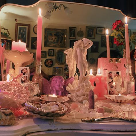 Aphrodite Outfit Aesthetic, Aphrodite Altar Aesthetic, Aphrodite Altars, Altar Aphrodite, Aphrodite Bathroom, Aphrodite Room, Aphrodite Altar Ideas, Aphrodite Shrine, Pink Aphrodite